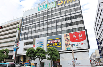 アクセス 15 アトム岡山の外観